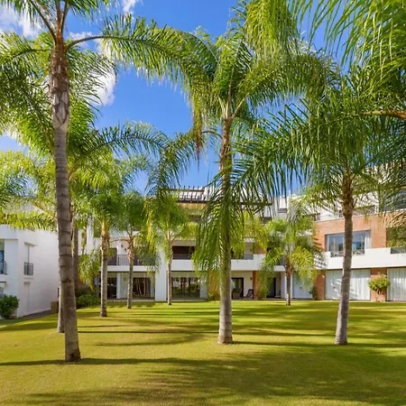 Apartment In Palm Garden Estepona With Parking And Pool * エステポナ